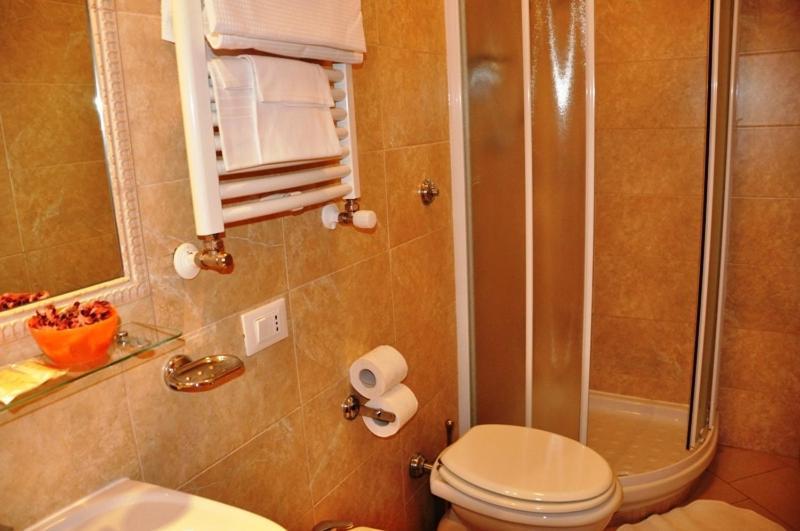 Tiffany Roma Suite Стая снимка