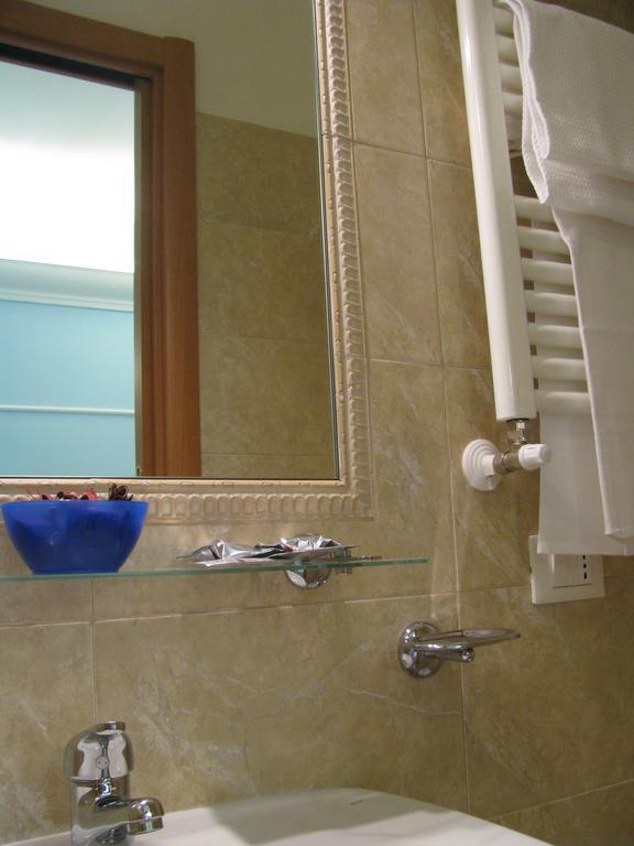 Tiffany Roma Suite Стая снимка